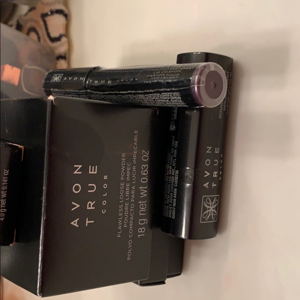 A Avon makeup bundle.